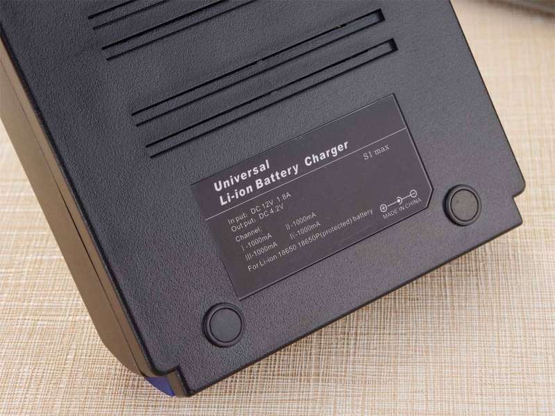 Soshine S1 Max Speedy Smart Charger for 18650 17500 18500 17650 Li-Ion Batteries