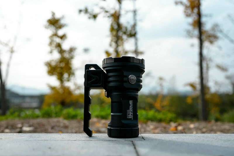END OF RANGE Manker MK38 41500 Lumen 1200m Throw Rechargeable LED Searchlight
