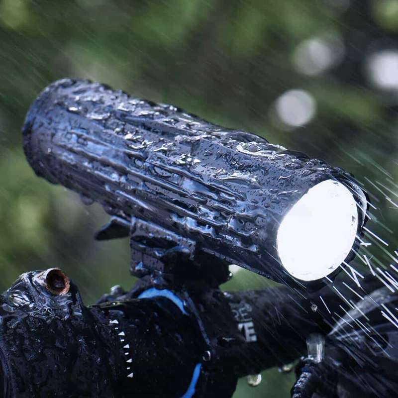 Wuben B2 Bicycle Light 1300 Lumen 280m Throw Rechargeable with 18650 or 21700 Battery