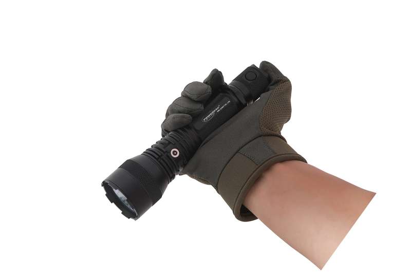 Powertac Huntsman XLT Kit 1200 Lumen 1000m Throw Rechargeable Tactical Flashlight