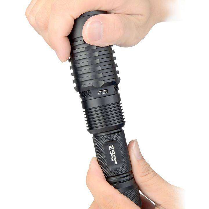 TrustFire Z9 Zoom 600 Lumen 260m Flashlight