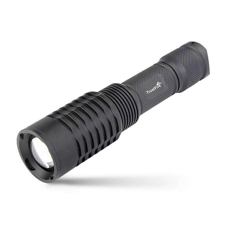 TrustFire Z9 Zoom 600 Lumen 260m Flashlight