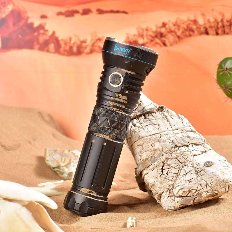 WUBEN A9 12000lm, 420m Rechargeable