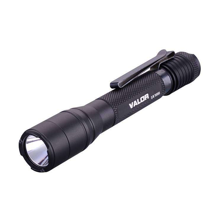 Powertac Valor 2AA 800 Lumen, 138m Throw