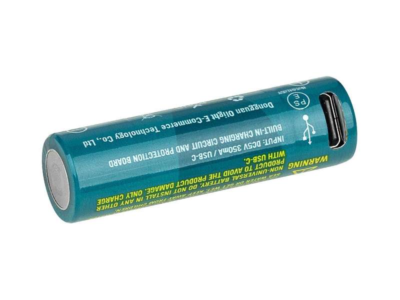 Olight Diffuse 700 Lumen 80m Rechargeable EDC Flashlight