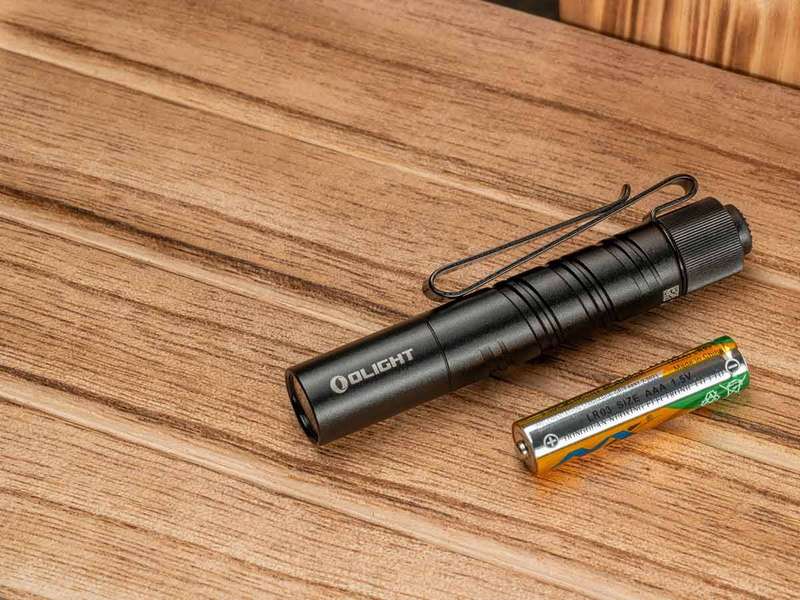 Olight I3T 2 EOS LED Flashlight 200 Lumen 62m Throw Slim EDC Black