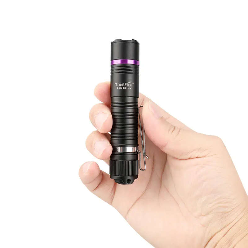 TrustFire L2S-SE-UV Flashlight  1050 Lumens, 175m Throw, UV Mode