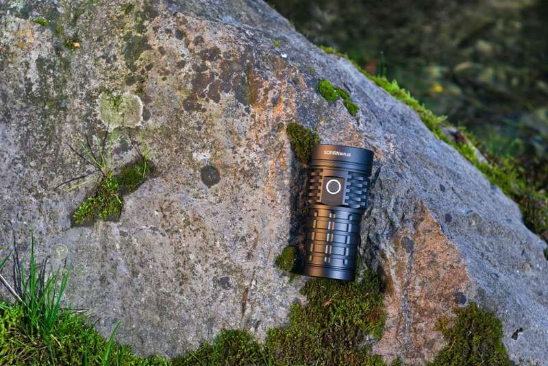 Sofirn Q8 Plus 16000 Lumen 554m Throw Rechargeable Flashlight with 3x 21700 Batteries