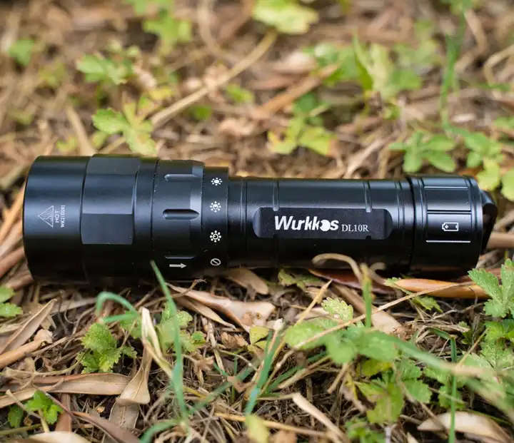 Wurkkos DL10R 4500 Lumen 287m Throw Rechargeable Diving Flashlight with 21700 Battery