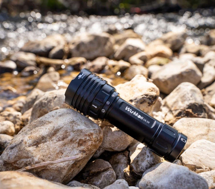 Wurkkos DL30 3600 Lumen 219m Throw Rechargeable Diving Flashlight with 21700 Battery