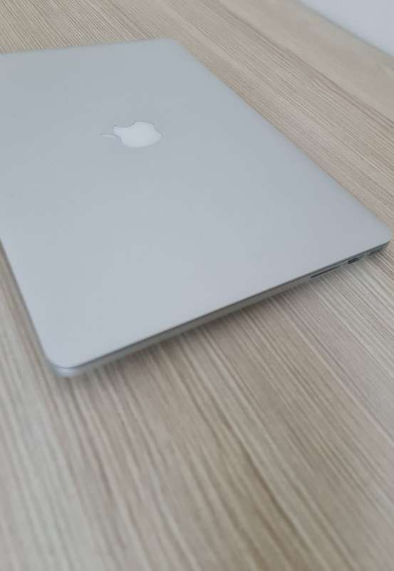 Macbook Pro 15inch Retina Core i7 16GB RAM 256GB, Pre-Owned