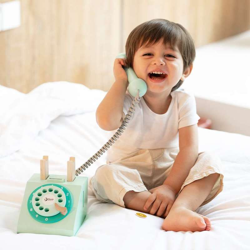 Classic World - Pretend & Play - Play Telephone