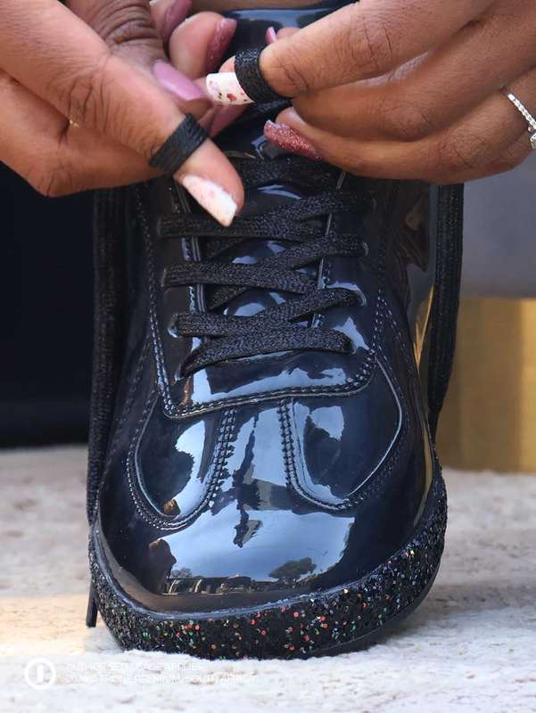Bloem Gliteree Tekkie - Black