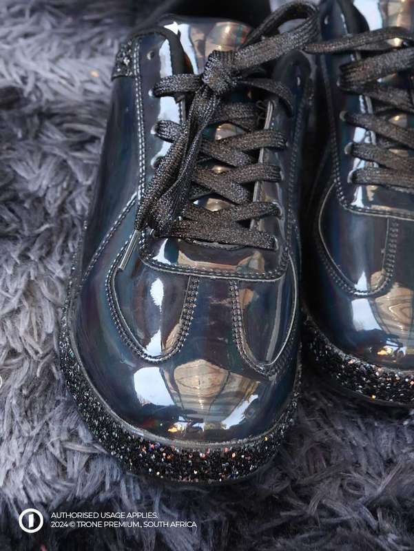 Bloem Gliteree Tekkie - Black