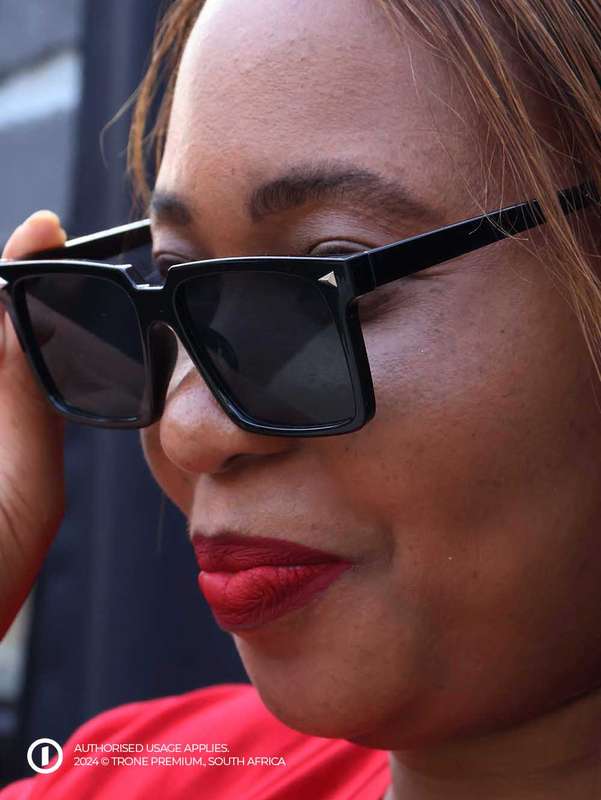 Clag frame Sunglass