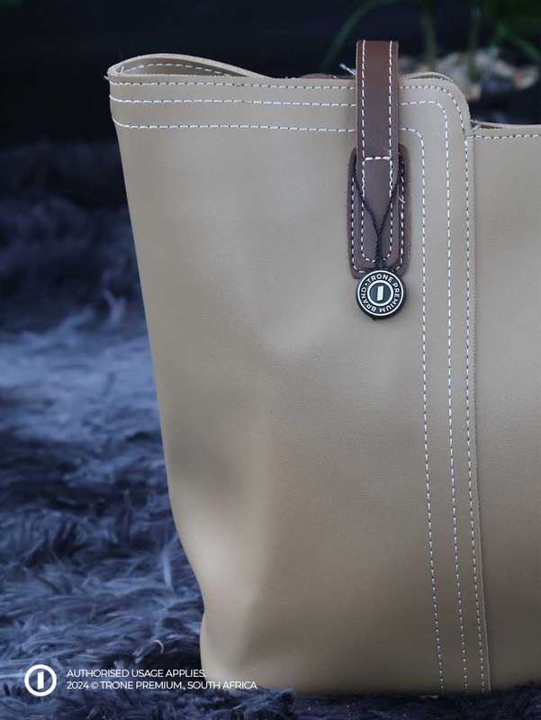 Debbie Patricks' Large Threaded Tote Bag - Brown