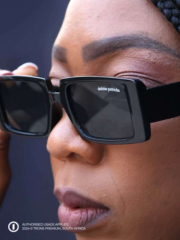 Debbie Patricks - FunkyEdge Sunglass