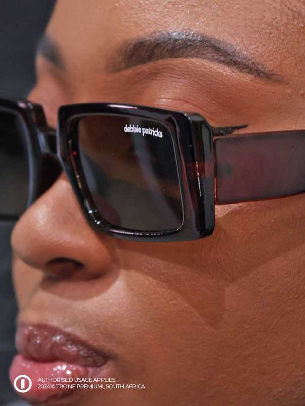 Debbie Patricks - FunkyEdge Sunglass