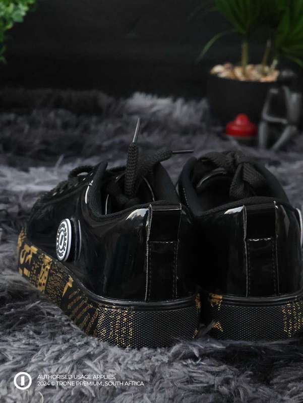 Glossy Glacia II Sneakers - Black
