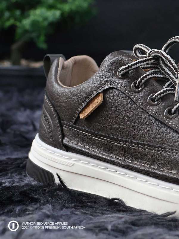Grit Leather Laced Sneaker - Brown