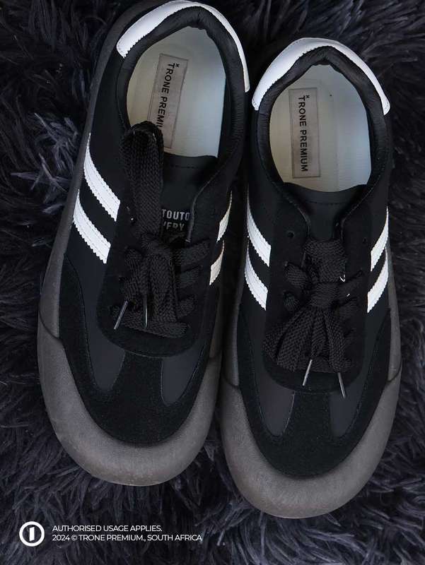 L.A.X Rebellion Sneakers - Black