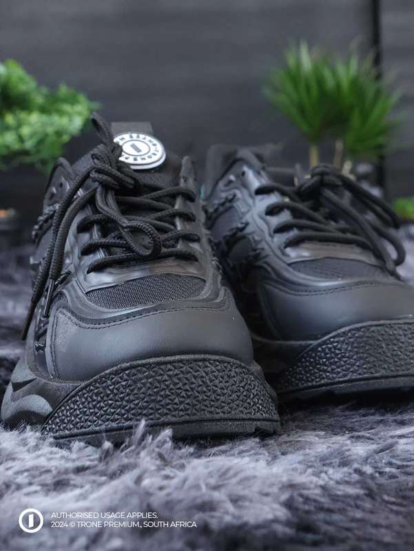Paddington Mate Sneakers - Black