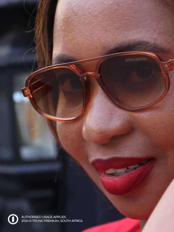 Debbie Patricks - Retro Sunglass