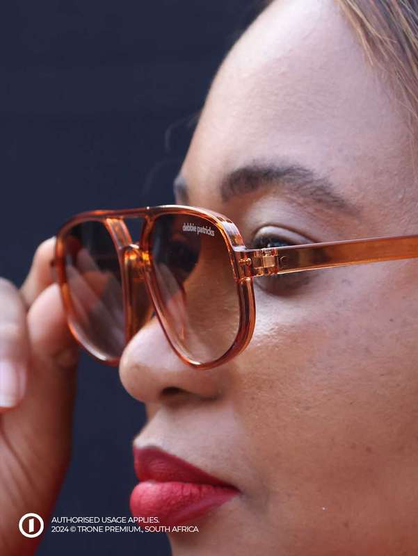 Debbie Patricks - Retro Sunglass