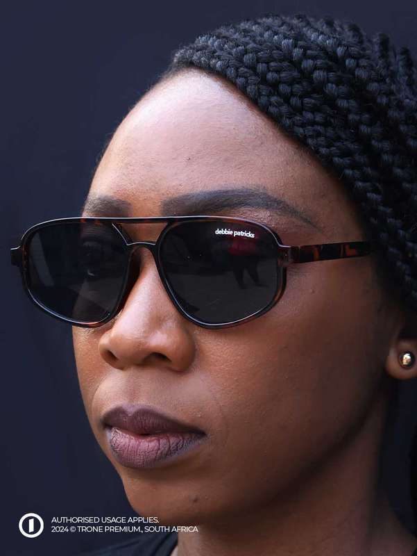 Debbie Patricks - Retro Sunglass