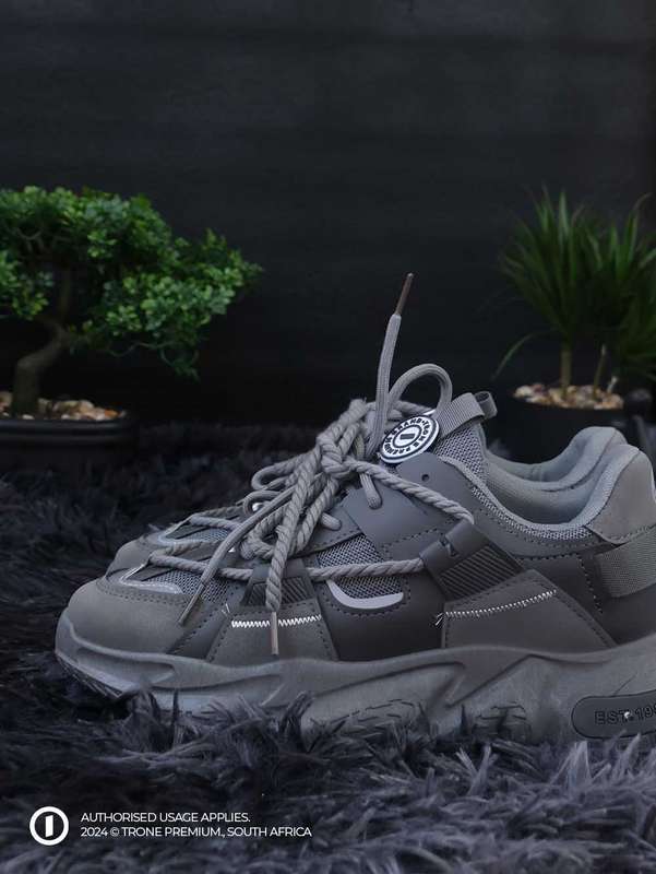 Rugged-X Pump Sneakers - Grey