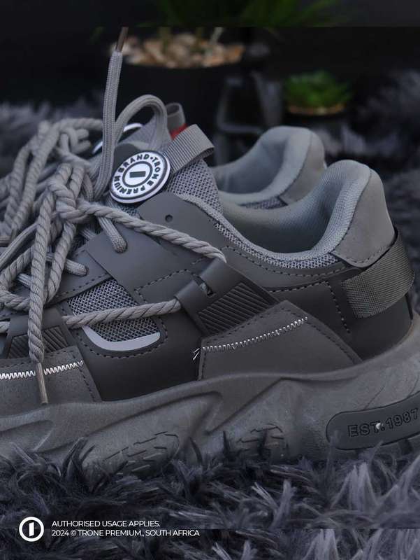 Rugged-X Pump Sneakers - Grey