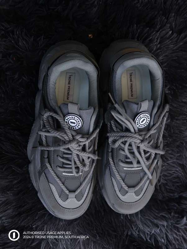 Rugged-X Pump Sneakers - Grey