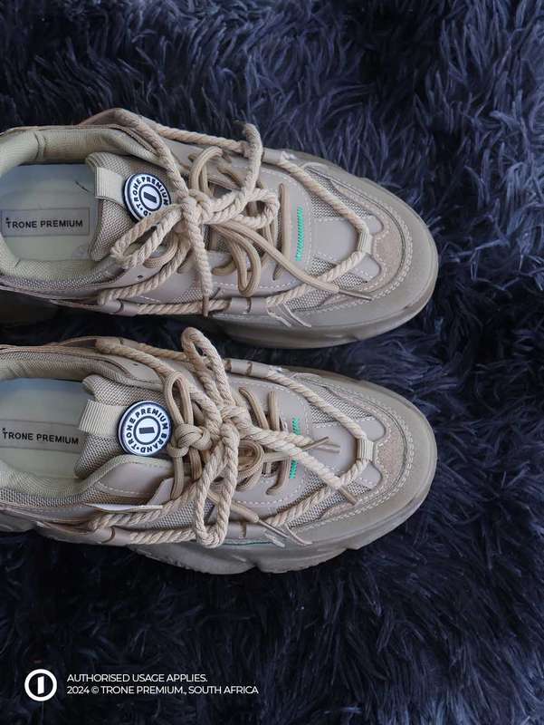 Rugged-X Pump Sneakers - Brown