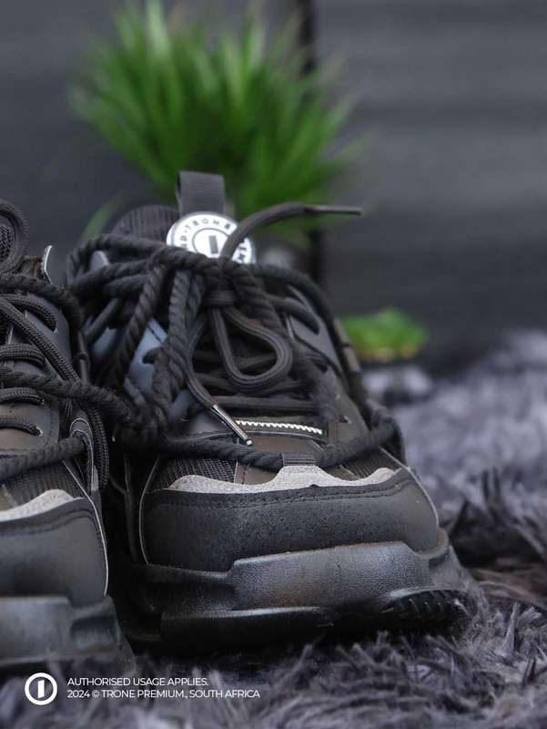 Rugged-X Pump Sneakers - Black