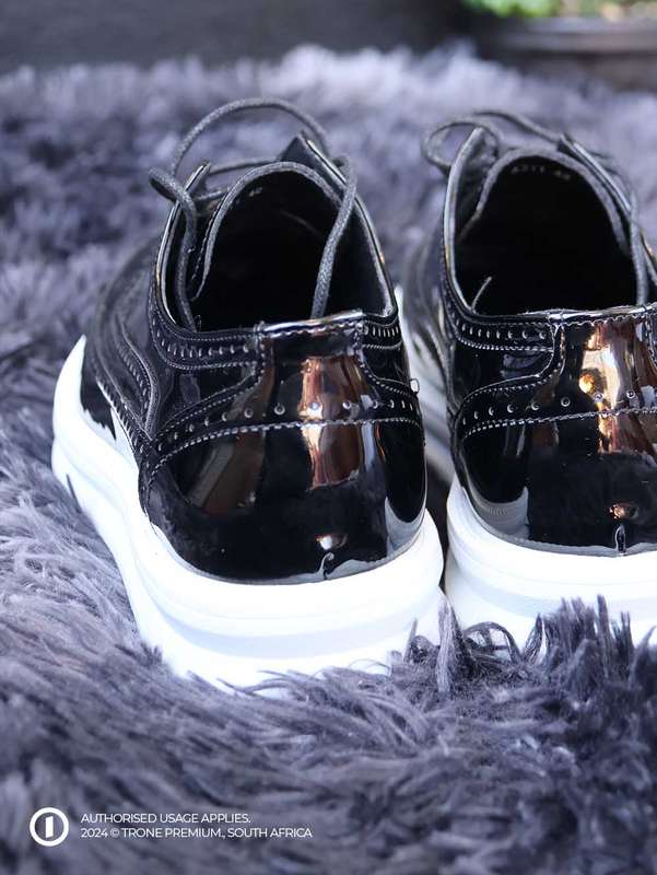 Trone Carrington Loafers - Gloss Black + White