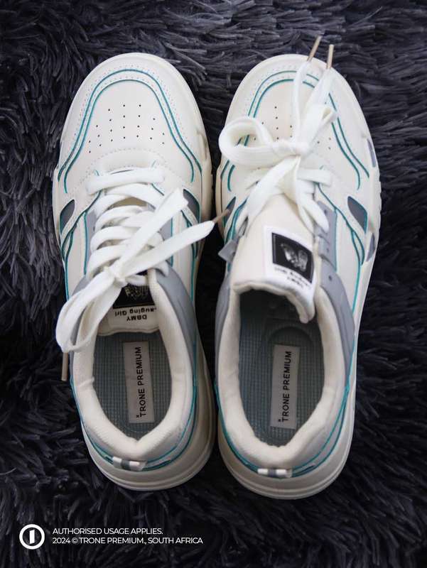 Trone DBMY Sneakers - Grey