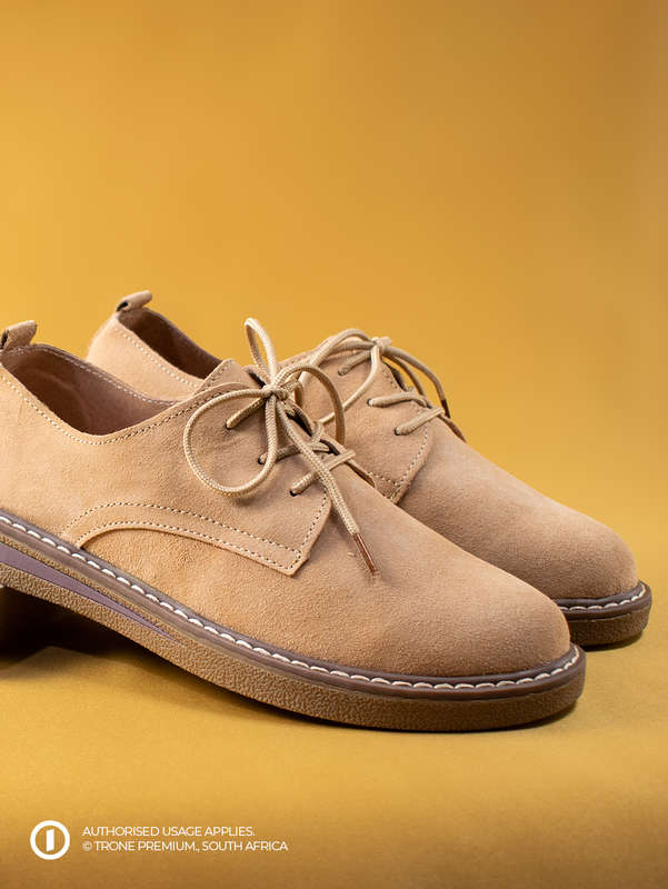 Debbie Patricks' Wildtrek flat bottoms - Brown