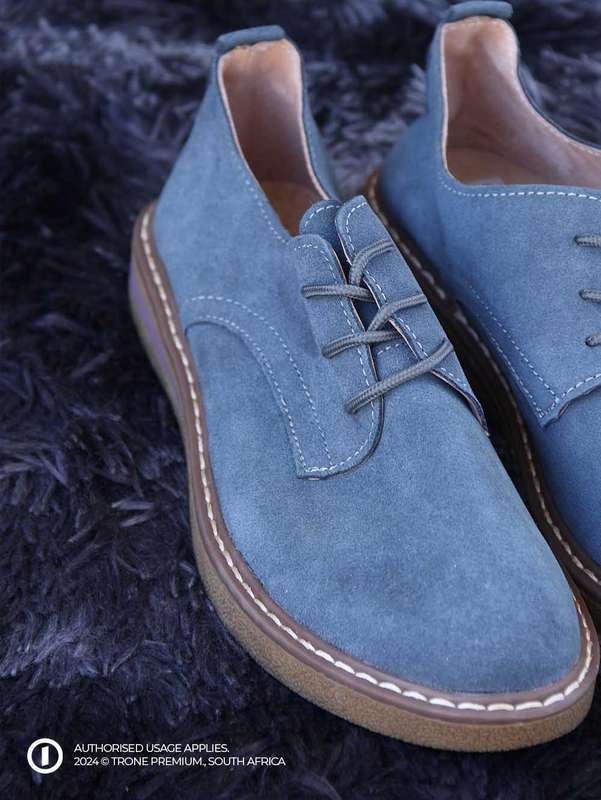 Debbie Patricks' Wildtrek flat bottoms - Blue