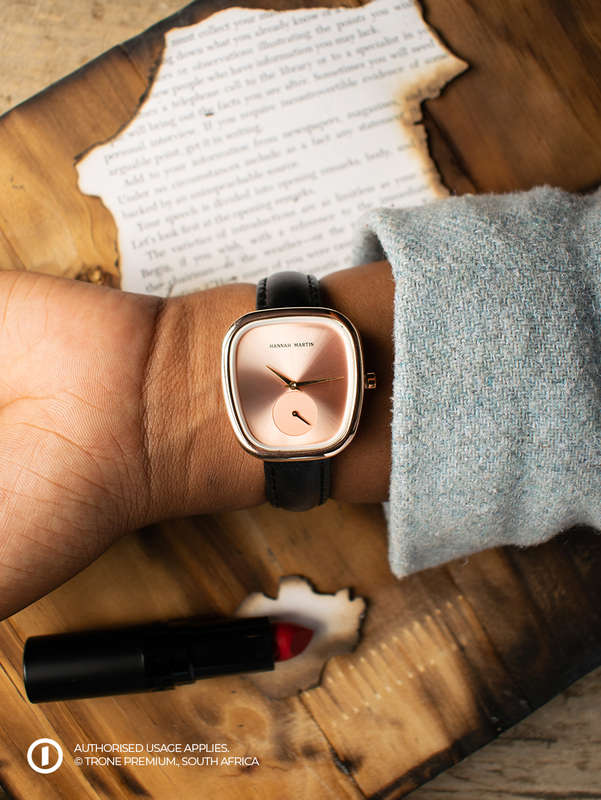 Hannah Martins blush Watch - Gold + Black