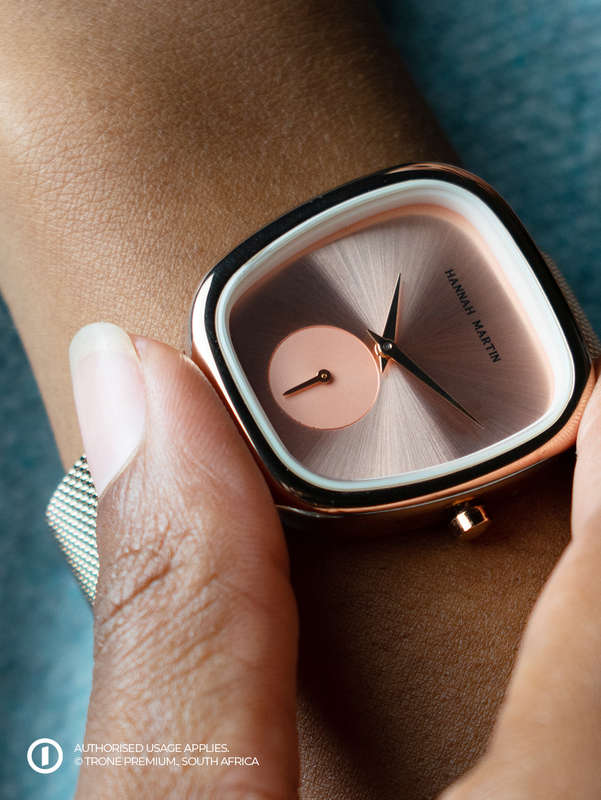 Hannah Martins blush Watch - Gold + Pink