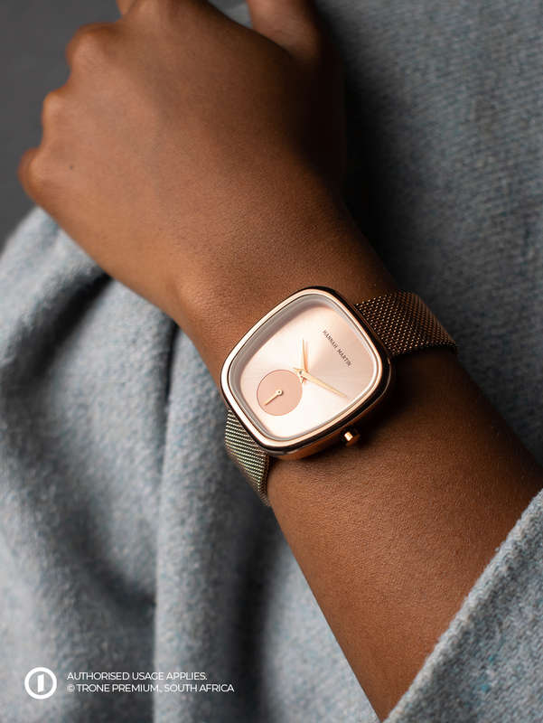 Hannah Martins blush Watch - Gold + Pink