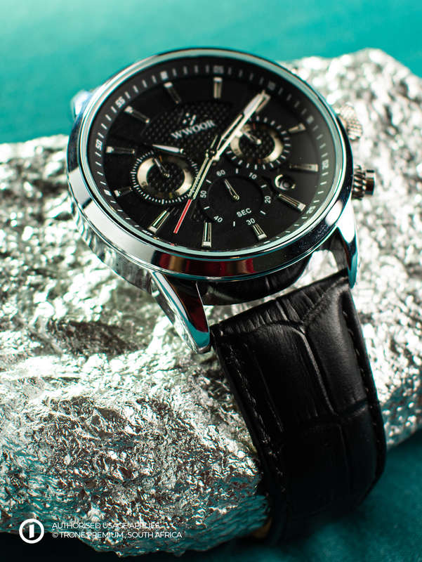 Premium WWOOR Atlas Watch - Silver + Black