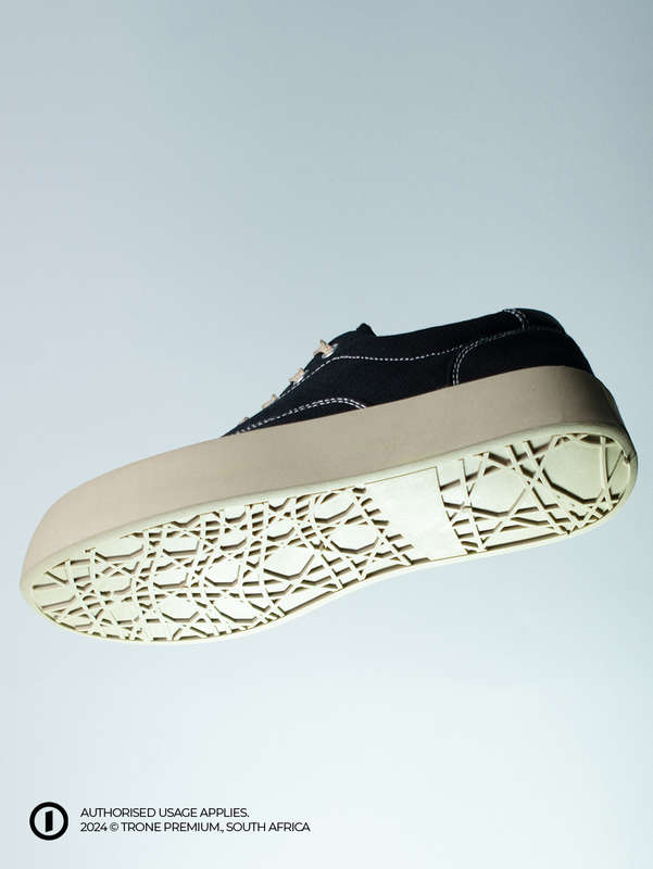 Trone Blaze Chucks - Black