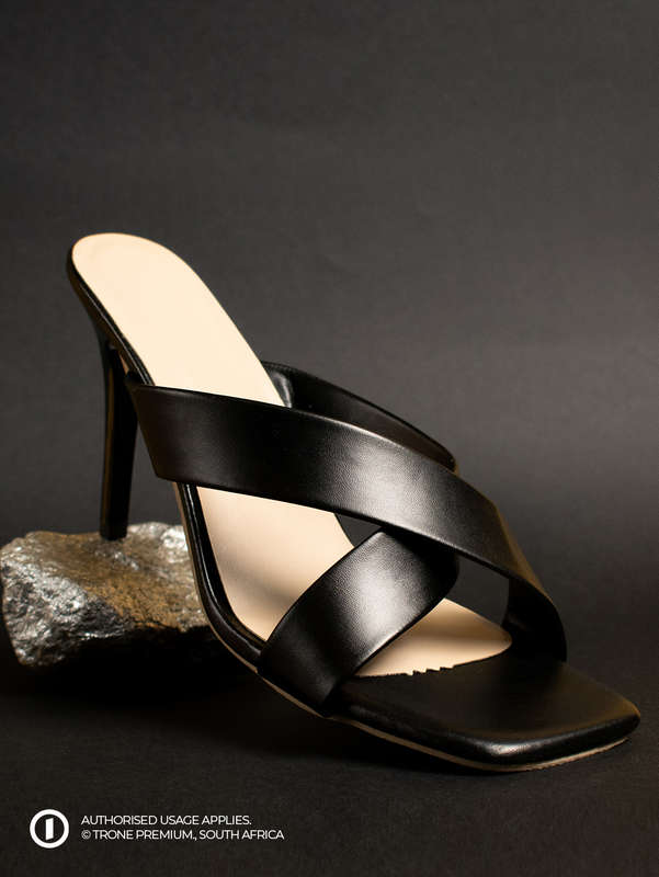 Cross heels Slip-On - Black