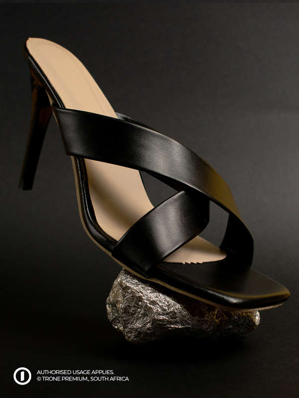 Cross heels Slip-On - Black