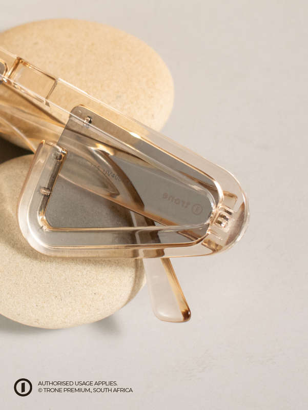 Trone Eluvie Shades