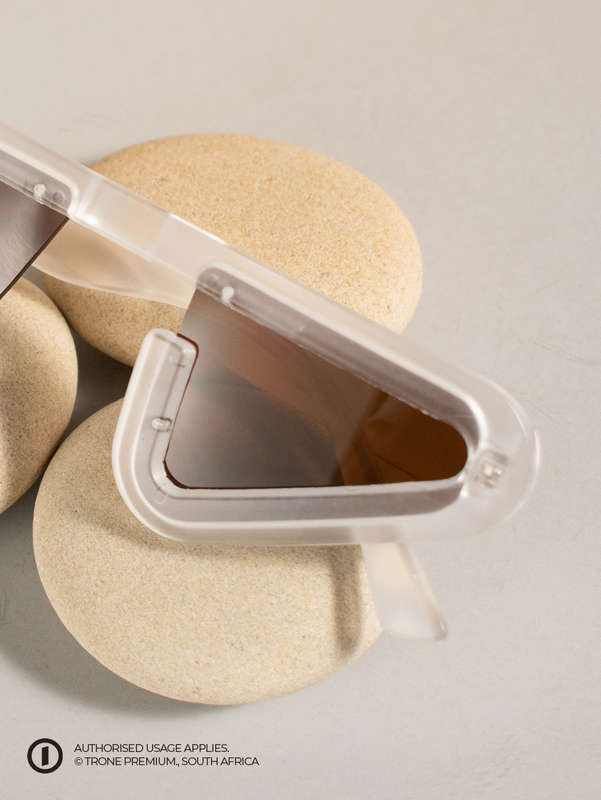 Trone Eluvie Shades