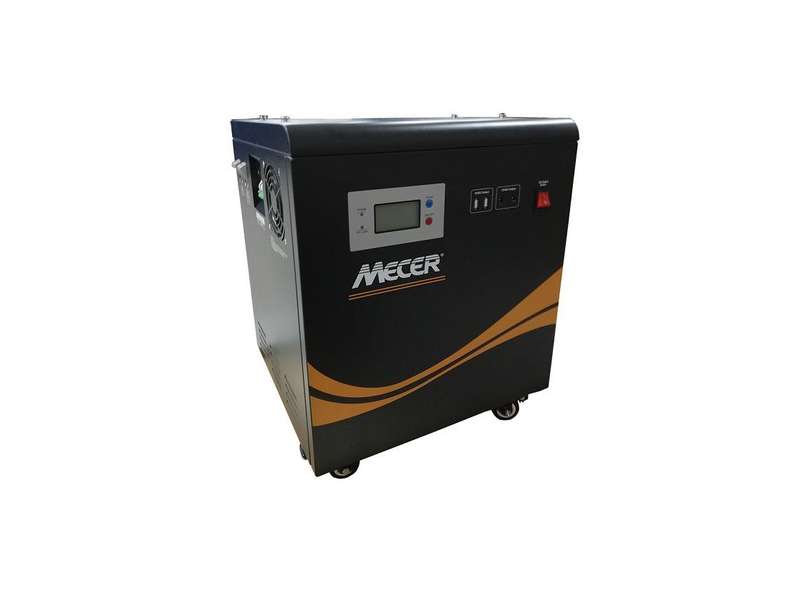 Mecer 2Kw 24V 2x100A Battery Pure Sine Wave - includes 720W Solar charge Controller