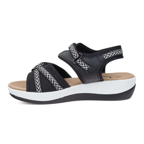 TTP Ladies Comfortable Loop and Hook Strap Sandals