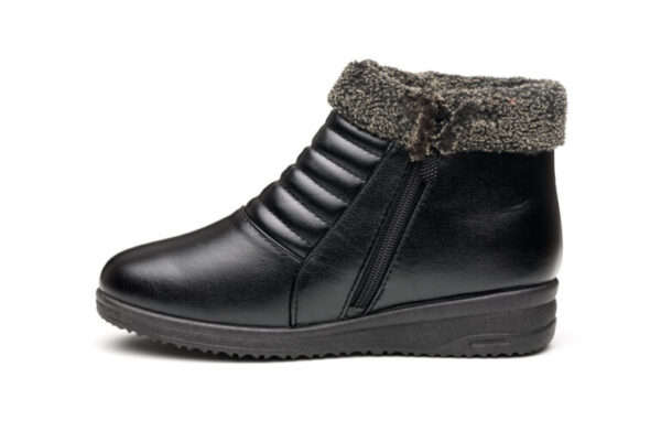 TTP Women's Winter Ankle Boots with Patterned PU Upper XB210401